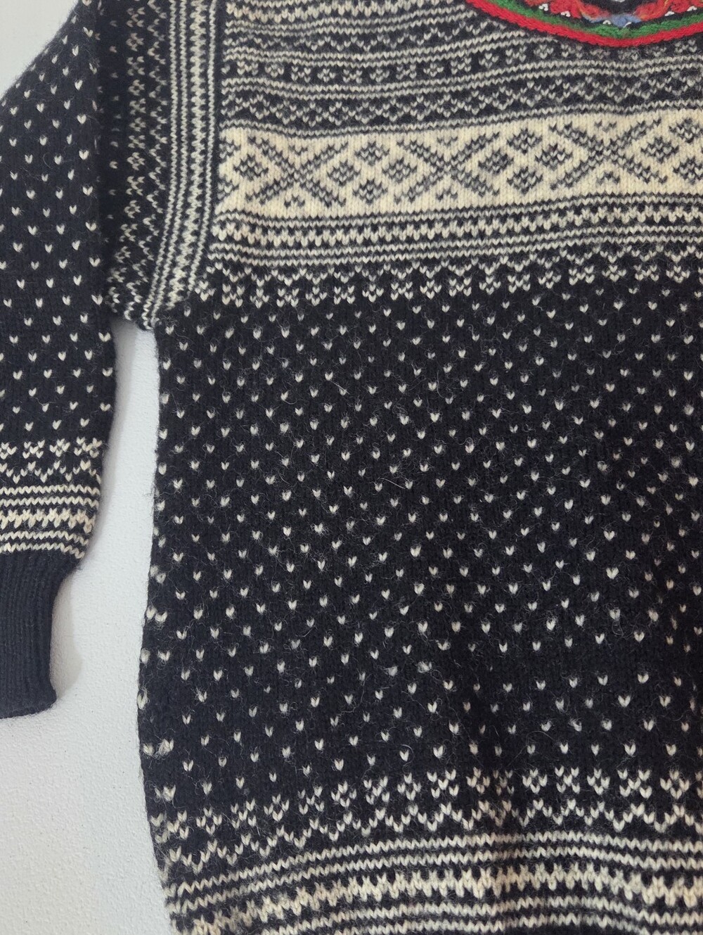 Vintage Dale Of Norway Women's L 44 Black Wool Sweater Nordic Setesdal Lusekofte - Picture 10 of 14